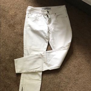 White ankle legging style jeans